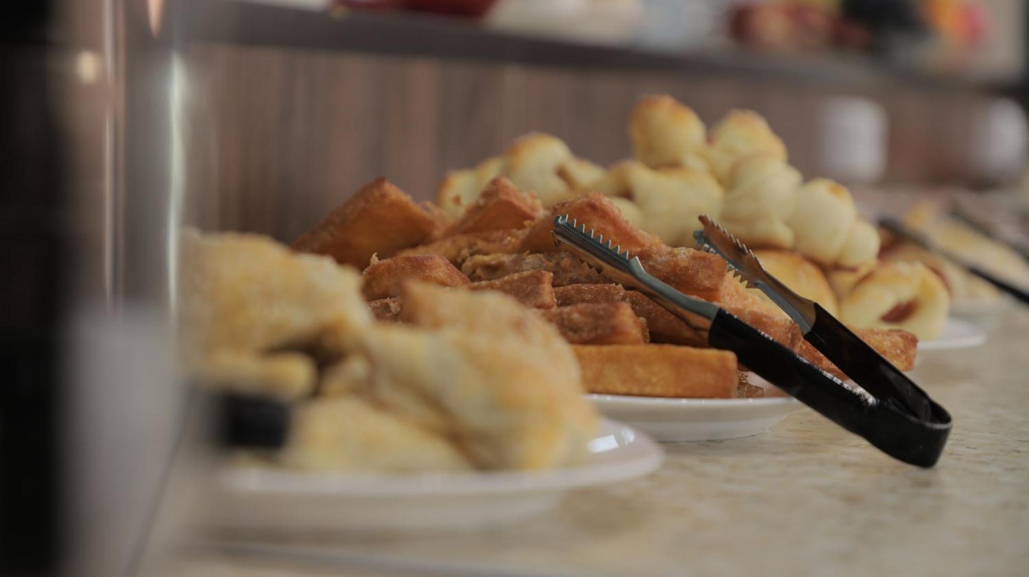 Grand Turon Plaza Hotel Tashkent Bagian luar foto